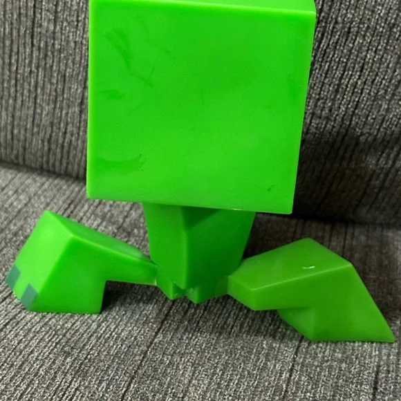 Green Toy Figure - Picture 2 of 2